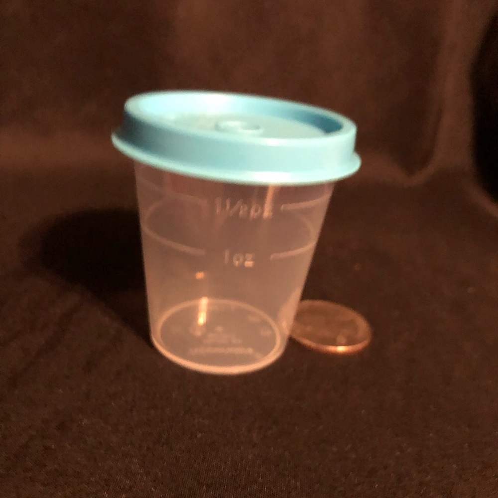 Tupperware Tupper Mini - Picture 3 of 3